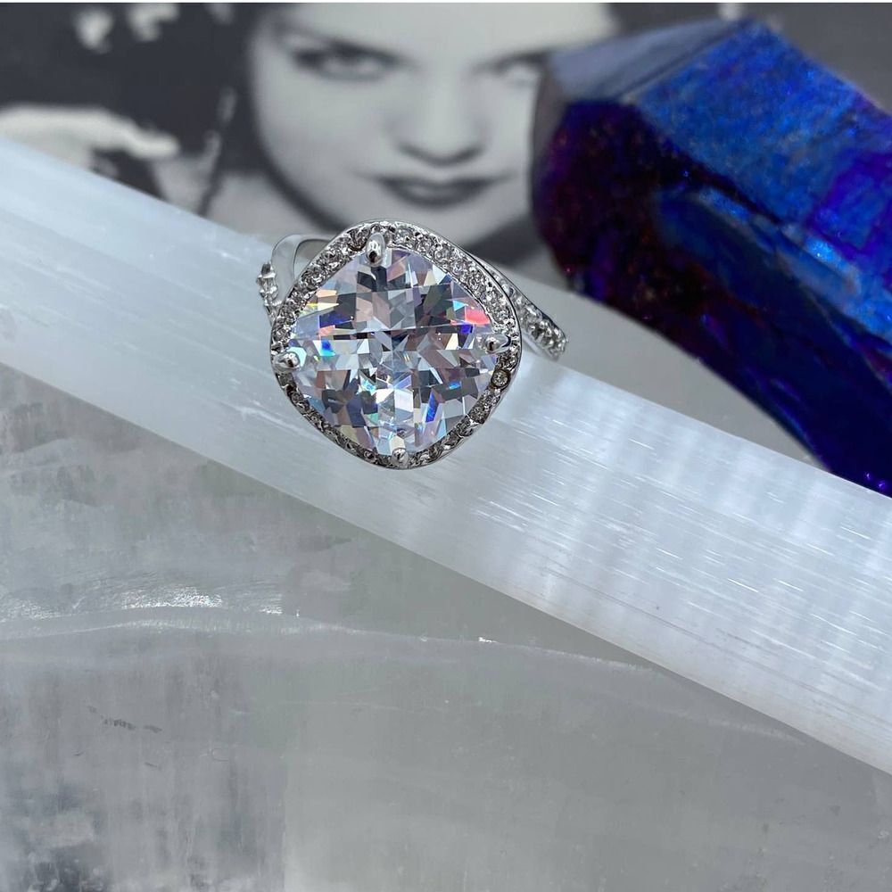 Rhodium Brass High Grade Cubic Zirconia Ring Sizes 9 & 10 - Picture 2 of 8